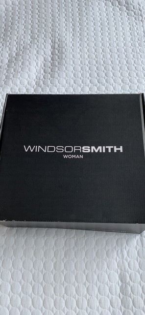 windsor smith lupe black